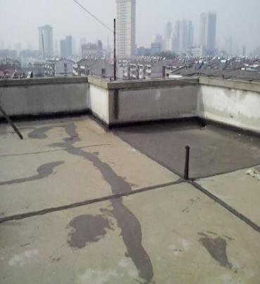 辽源漏水维修 楼顶漏水是什么原因，楼顶漏水维修方法是什么?